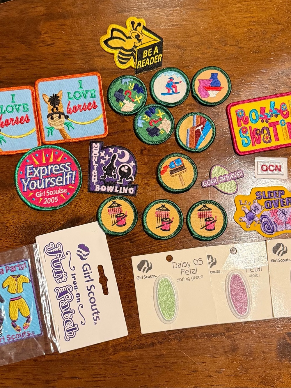 Lot of 21 vintage Girl Scout patches BUNDLE